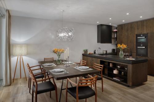 ห้องครัว, เบอร์เกนสต็อก โฮเทล แอนด์ รีสอร์ต - เบอร์เกนสต็อก โฮเทล แอนด์ อัลไพน์ สปา (Burgenstock Hotels & Resort - Burgenstock Hotel & Alpine Spa) in ชตันส์ชตัด