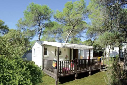 3 bedrooms, 6 beds