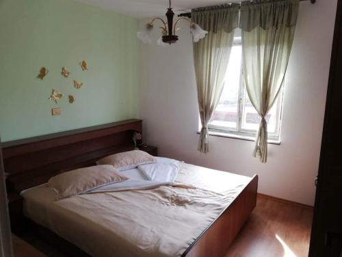  Apartment Celestina 6+2 in Raša