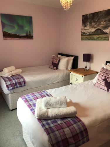 Glenlochy Nevis Bridge Apartments - image 3