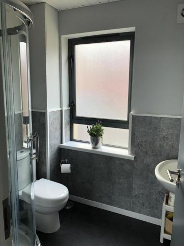 City Centre Townhouse-3 Bedrooms & Parking - BHR Apartments - main image