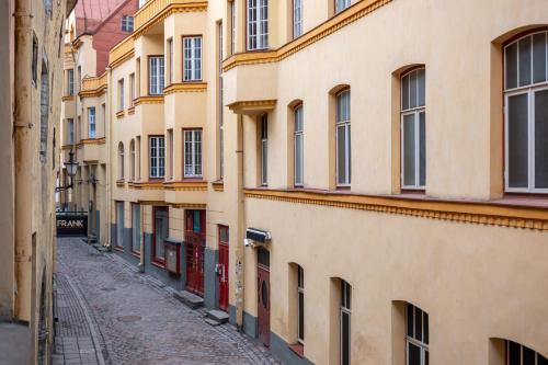 Dream Stay - Historic Old Town Apartment from 1364 - image 8