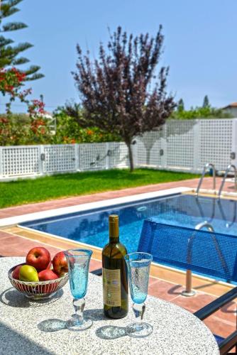  Oliv Apartments in Platanes