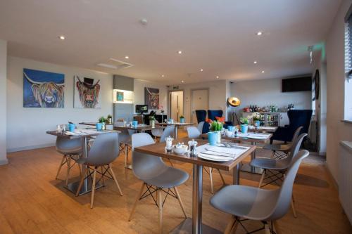 Restaurant, Asperion Hotel in Guildford