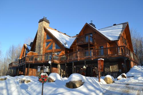 Selenia Lodge- Résidences et Chalets dans les Laurentides