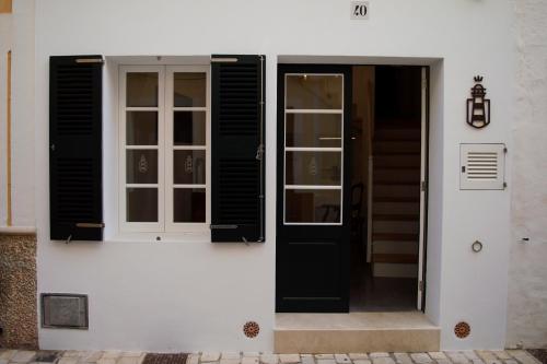 Petit Hotel 5 Fars - image 10