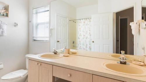 Rhapsody Palms by VillaDirect – Kissimmee, FL