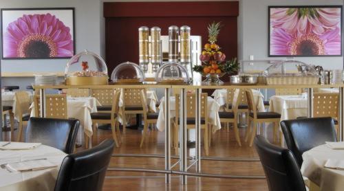 Executive Hotel - image 2