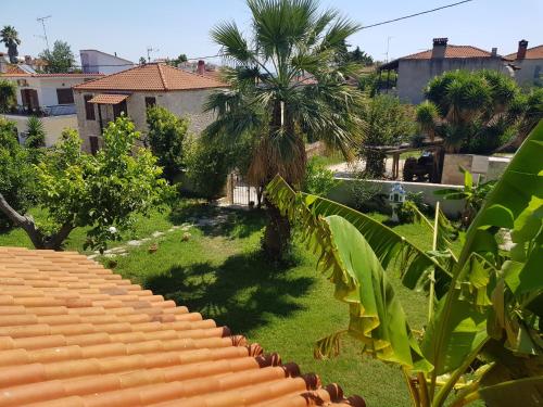  Romantic room with garden view #1 in Afytos