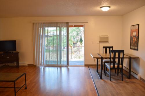 Sunrise Garden Suites