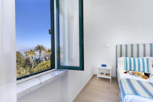 One-Bedroom Apartment image 7