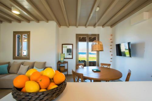  Mykonos Vacation Villa in Ftelia
