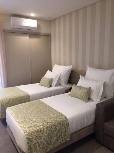 Adelaide Hotel - image 13