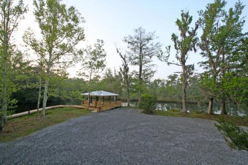 Live Oak Landing - image 3