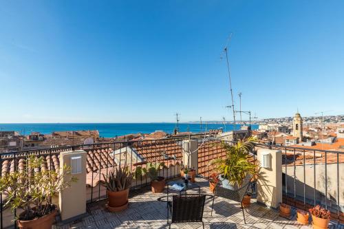 Le Château - THE MOST BEAUTIFUL SIGHT IN OLD TOWN Terrace - image 12