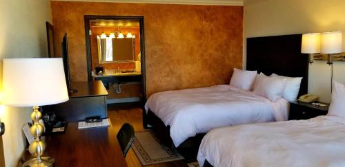 Fairway Inn in Berryville, USA