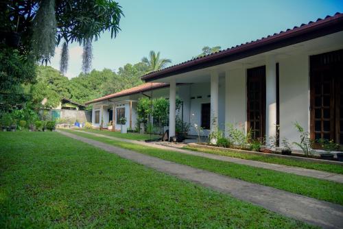 . Serendipity Apartments