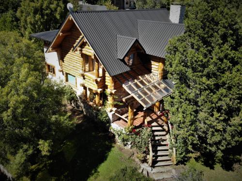 Exterior view, Blue Bird House in Playa Bonita