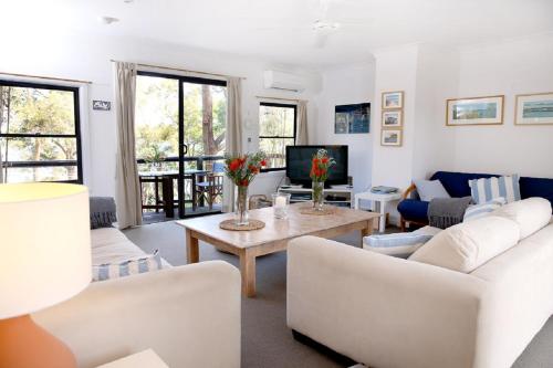 Refuge Cove On Pittwater in Northern Beaches