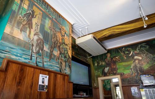 Pub/Lounge, Criterion Hotel Gundagai in Gundagai