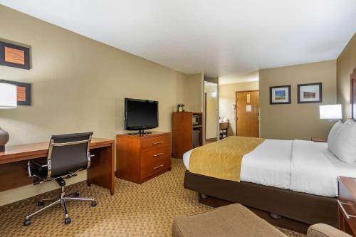 Comfort Inn & Suites Springfield I-44