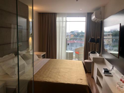 Apollonia Royale Hotel in Angeles / Clark