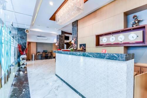 Galaxy Beacon Hotel - 로비