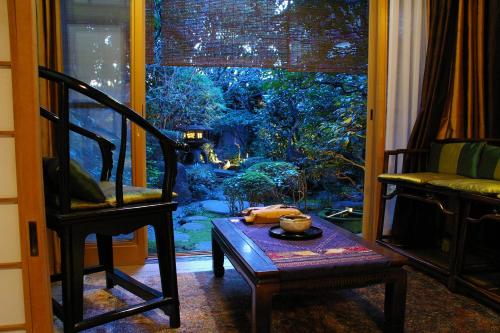Japanese-Style Luxury Room with Garden View