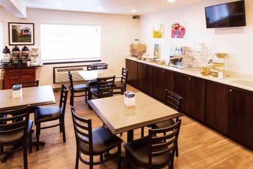 Quality Inn Cottage Grove In Or