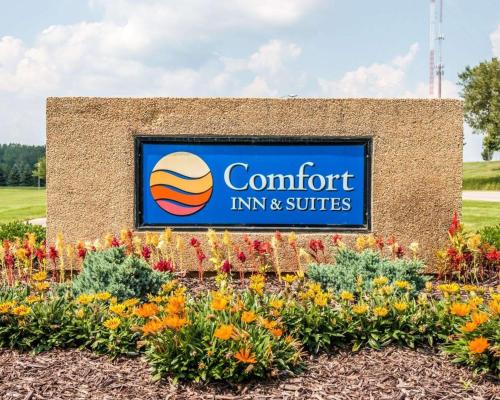 Comfort Inn & Suites and Conference Center