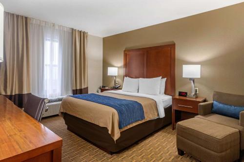 Comfort Inn & Suites Springfield I-44