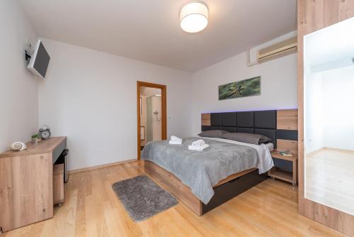  ROOMS MASLINA, Unterkunft in Ždrelac