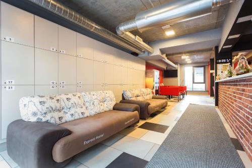City Express Hostel 2