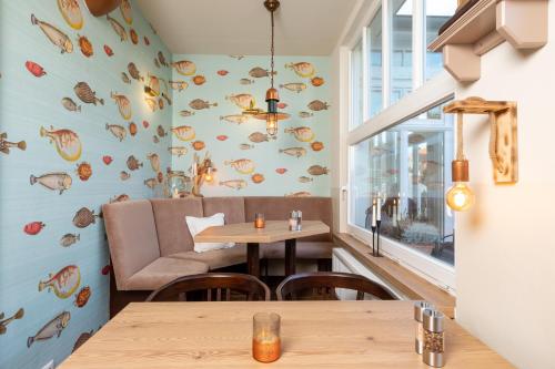 Restaurant, Hotel Villa Waldfrieden in Sellin City Center