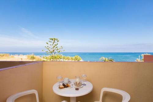 Corali Beach - image 2