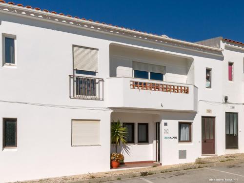  C13 - Belavista 3 Bed Apartment, Pension in Luz bei Barão de São João