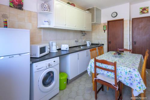  C13 - Belavista 3 Bed Apartment in Luz