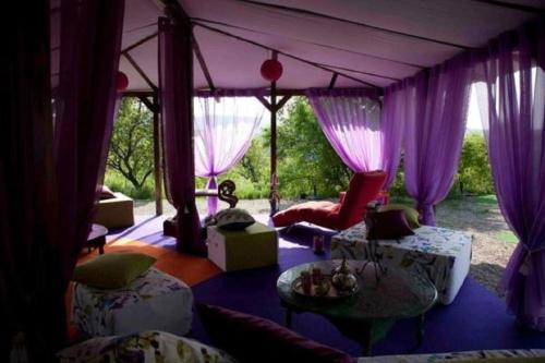 Közeli látványosságok, Apartamentos la Jayma del Arte in Colungo