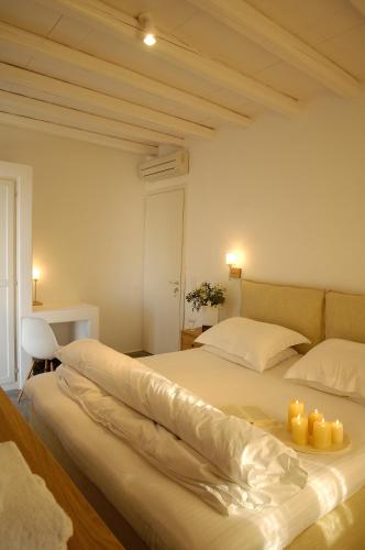 2 bedrooms, 3 beds