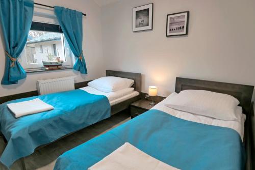 Two-Bedroom Chalet 1 image 2