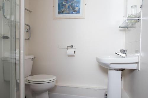 Kyle Hotel ‘A Bespoke Hotel’ - image 2