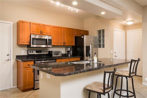 Wonderland 2 BR by Casago - image 5