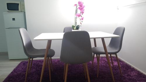 設施, Promenad Apartman in 麥地那