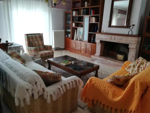  Areti' s Home in Volos