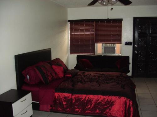 Newly Furnished Large Clean Quiet Private Unit