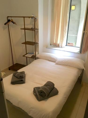 Budget Double Room image 3