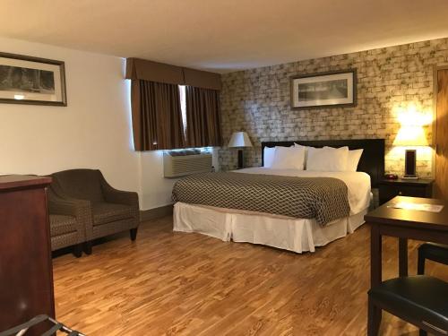 King Room with Spa Bath