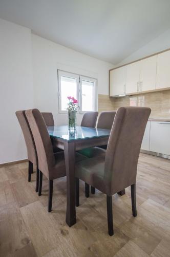 6 + 1 person , 2 rooms, Bar (foto 7)