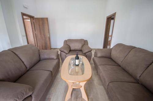 6 + 1 person , 2 rooms, Bar (foto 9)