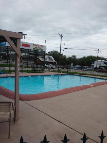 Garden Inn & Suites New Braunfels - 수영장